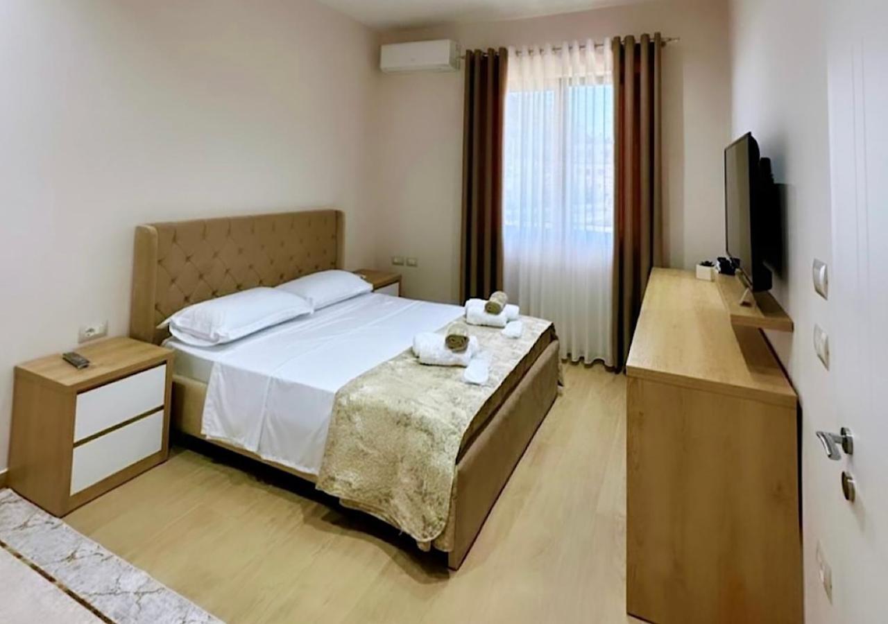 Hotel Krial Berat Buitenkant foto