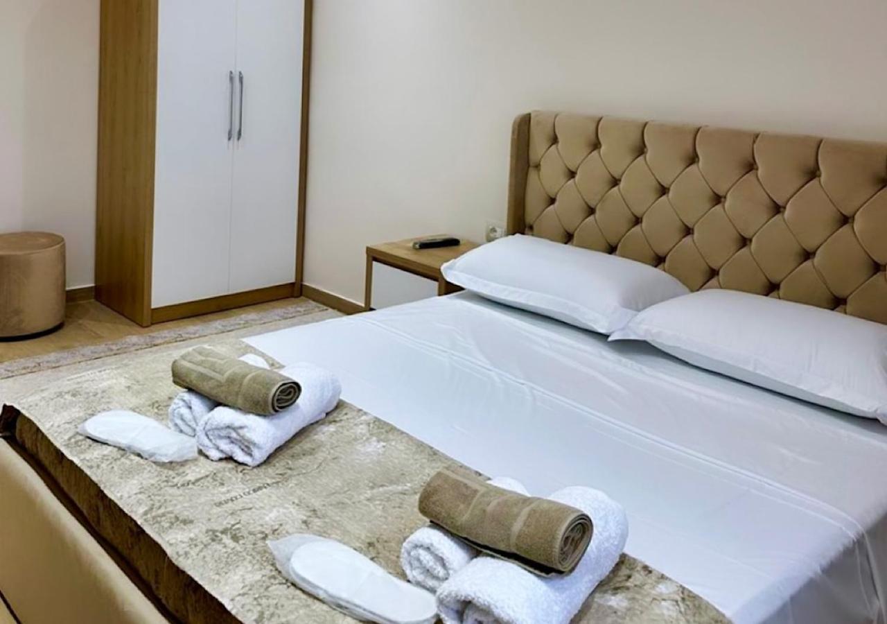 Hotel Krial Berat Buitenkant foto