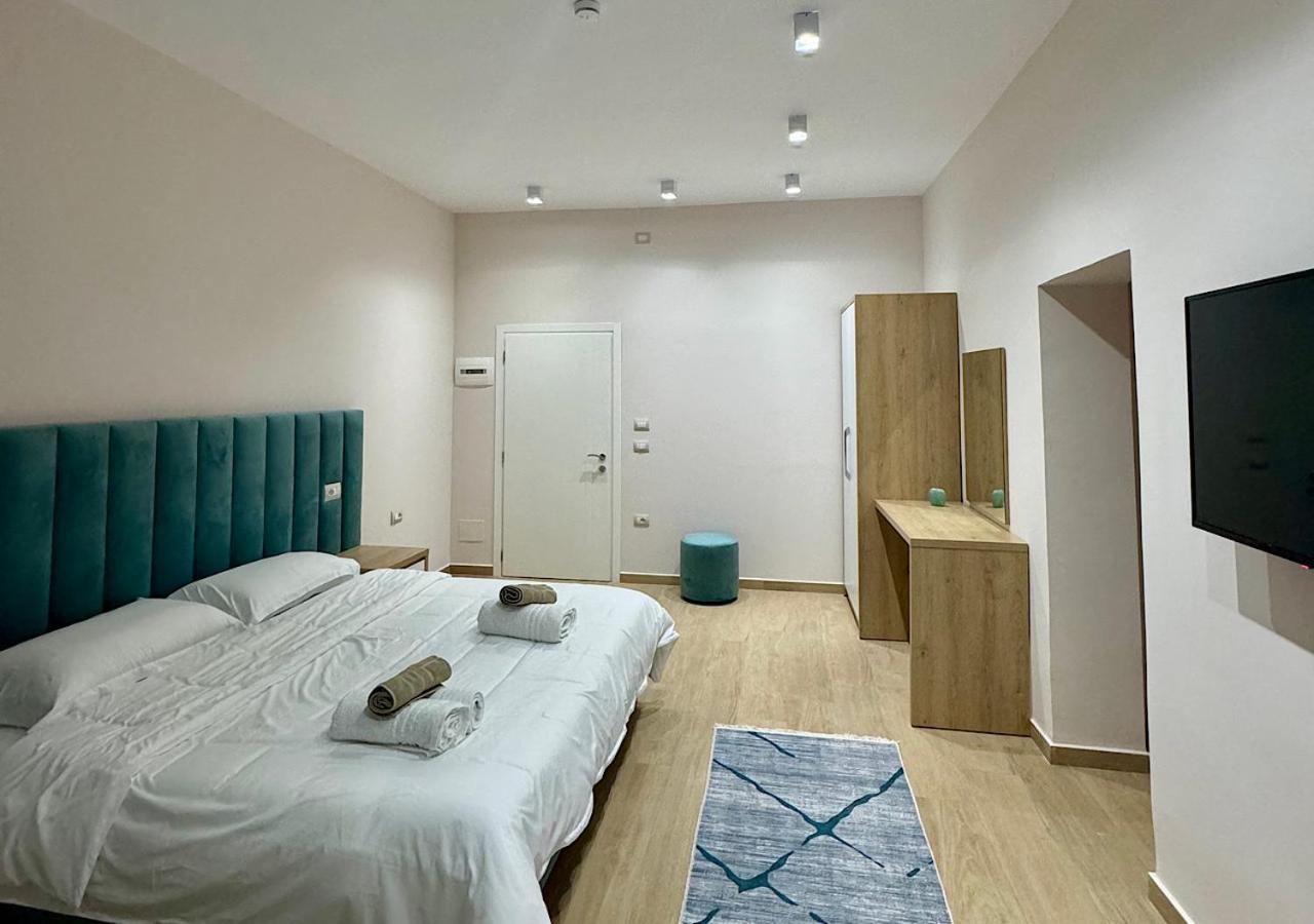 Hotel Krial Berat Buitenkant foto